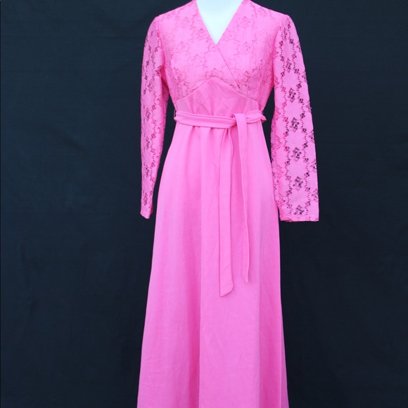 Vintage 70s Pink Maxi Dress w/Lace sleeves & Belt - Picture 1 of 3